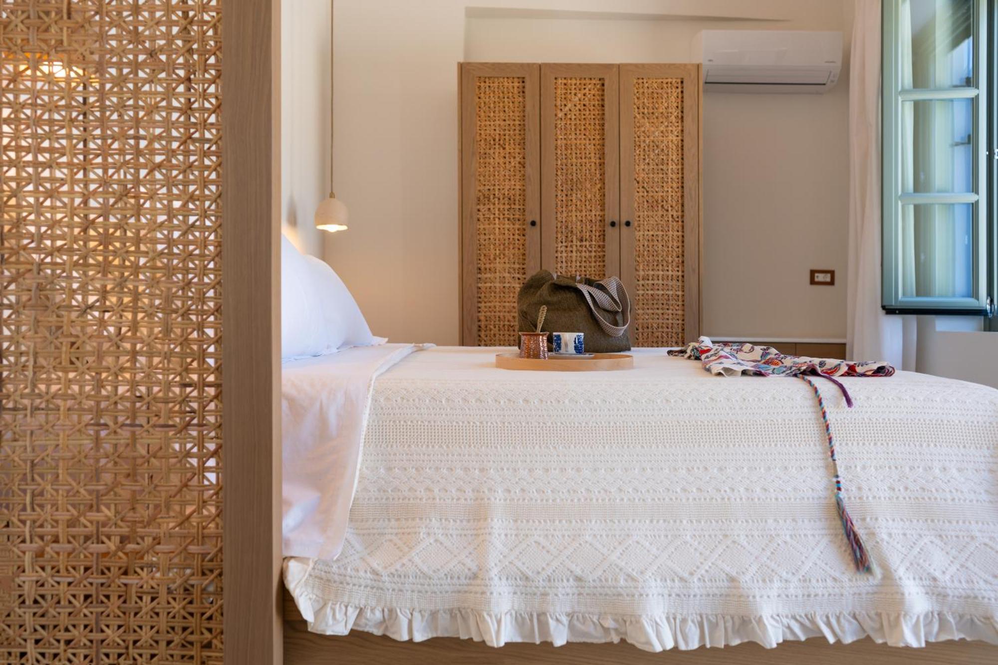 סימי Nisomar Suites מראה חיצוני תמונה